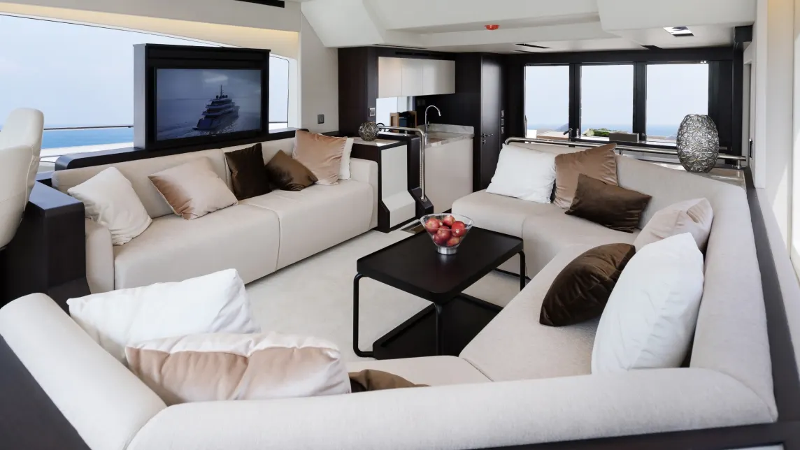 MAJESTY 62 yacht for Sale (20) (4) | Phoenix Yacht Management