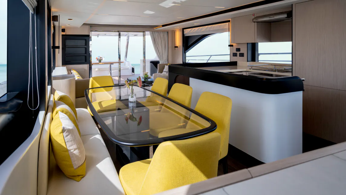 MAJESTY 72 yacht for Sale (6) (3) | Phoenix Yacht Management
