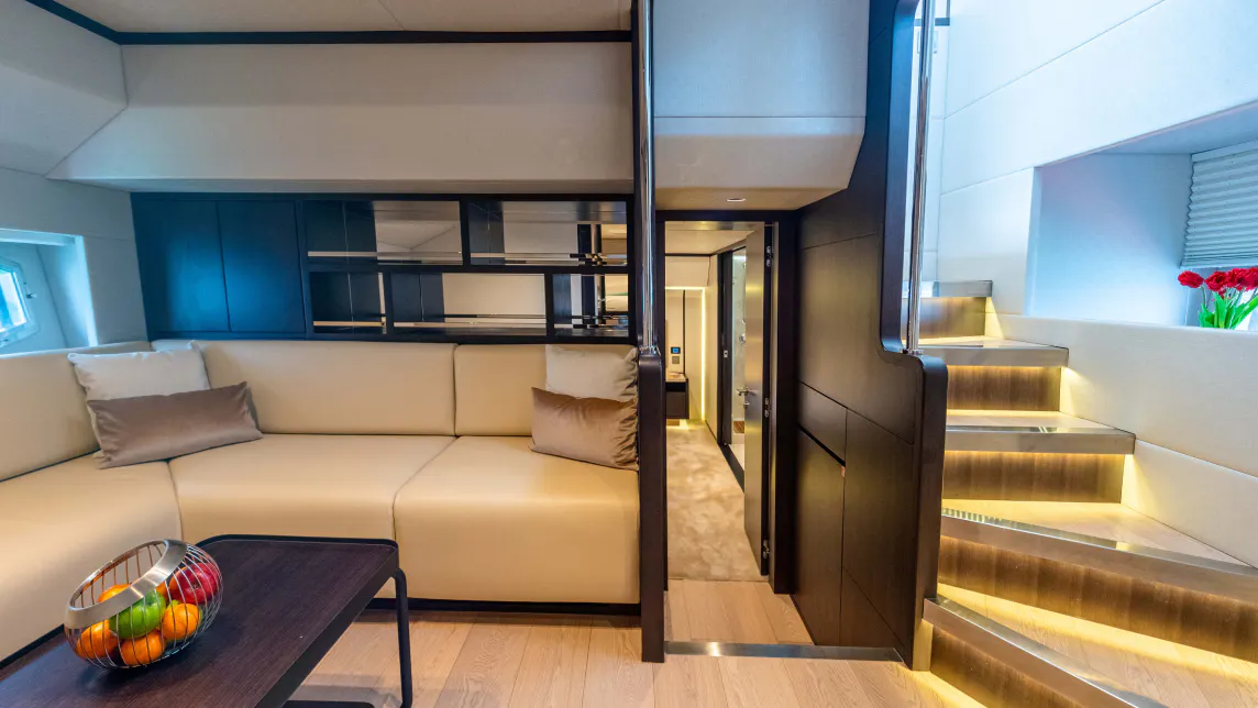 MAJESTY 62 M yacht for Sale (12) | Phoenix Yacht Management