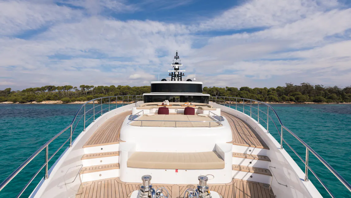 MAJESTY 100 yacht for Sale (5) | Phoenix Yacht Management