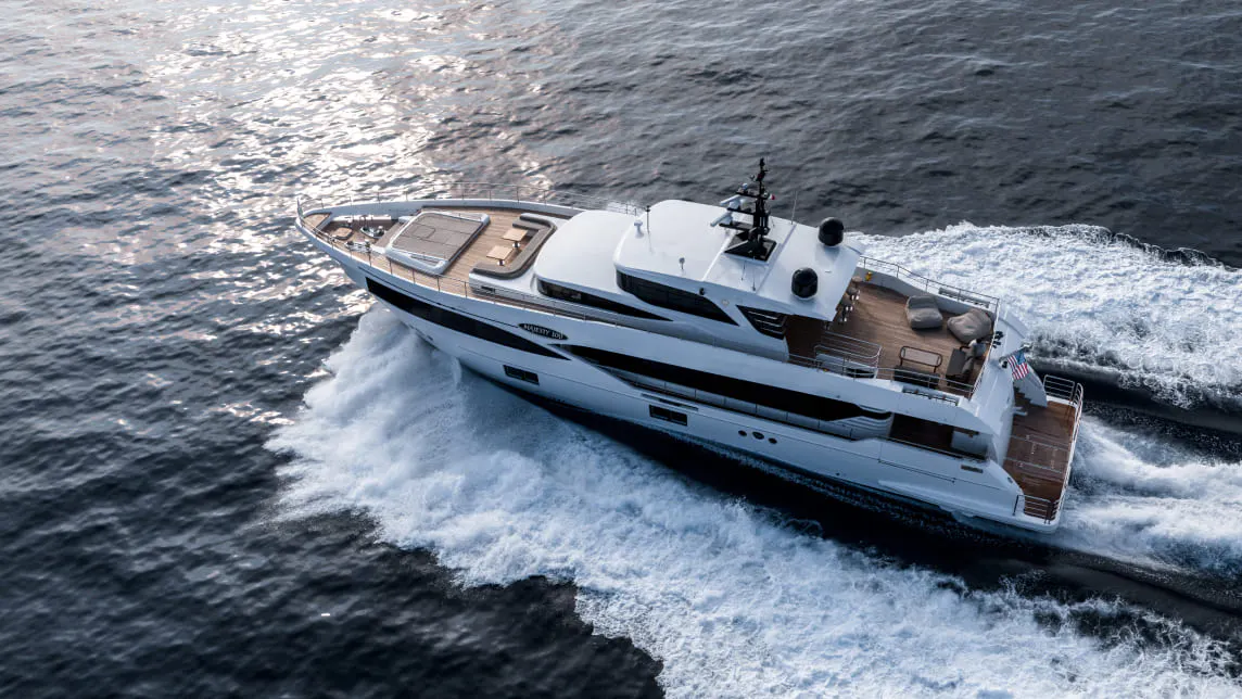 MAJESTY 100 yacht for Sale (5) (2) | Phoenix Yacht Management