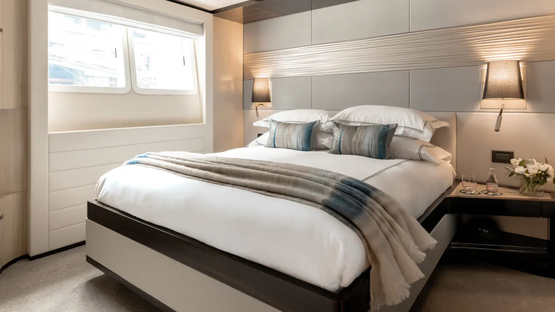 MAJESTY 100 yacht for Sale (11) | Phoenix Yacht Management