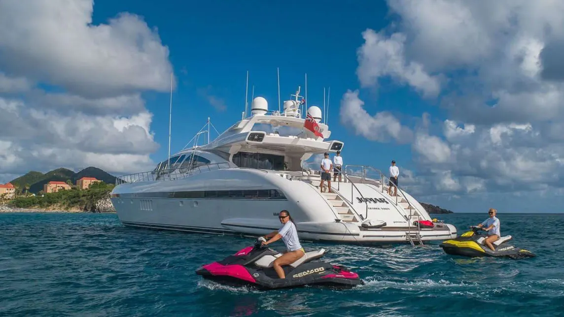 JOMAR yacht for Charter (8) | Phoenix Yacht Management