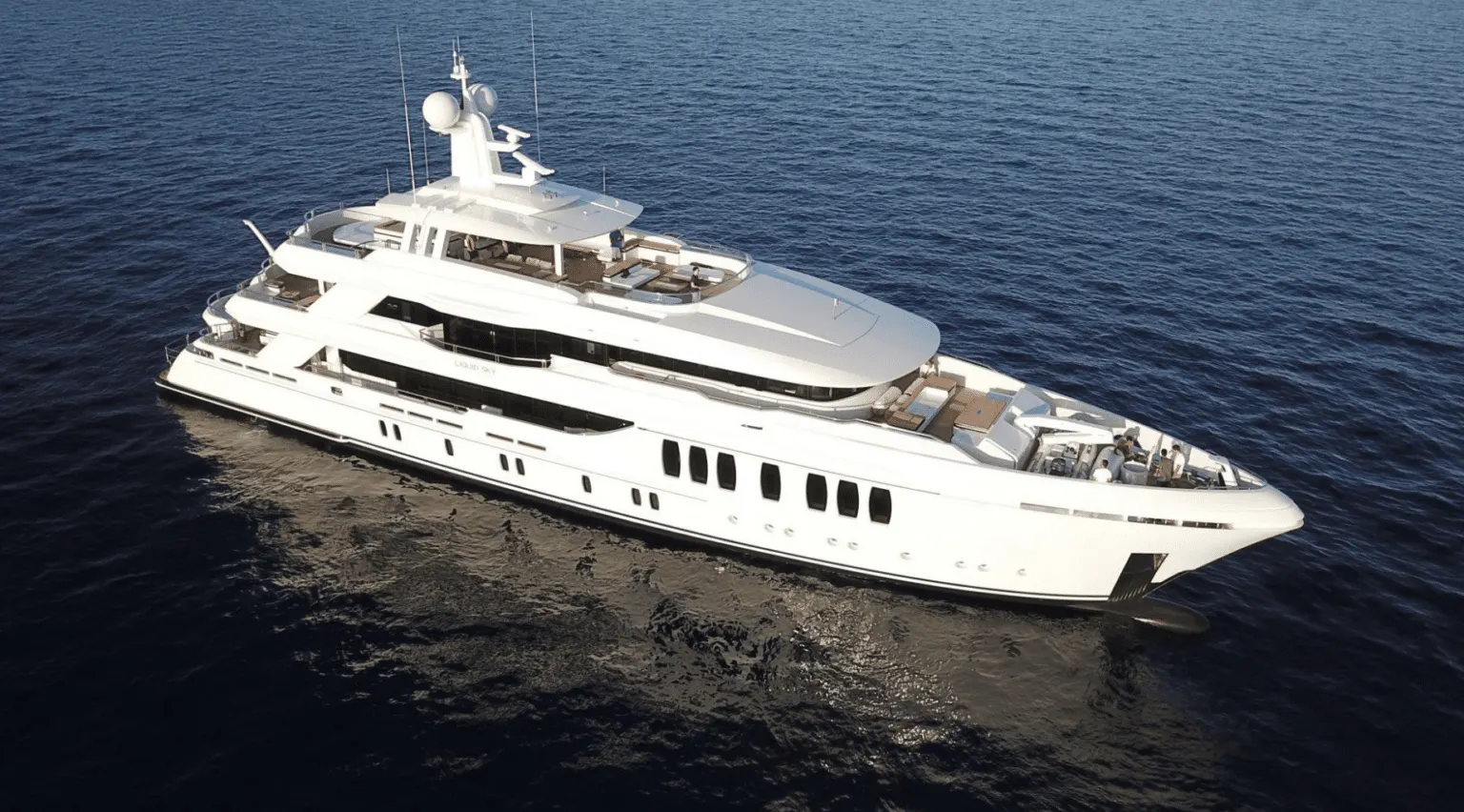 LIQUID SKY yacht for Charter (5) | Phoenix Yacht Management