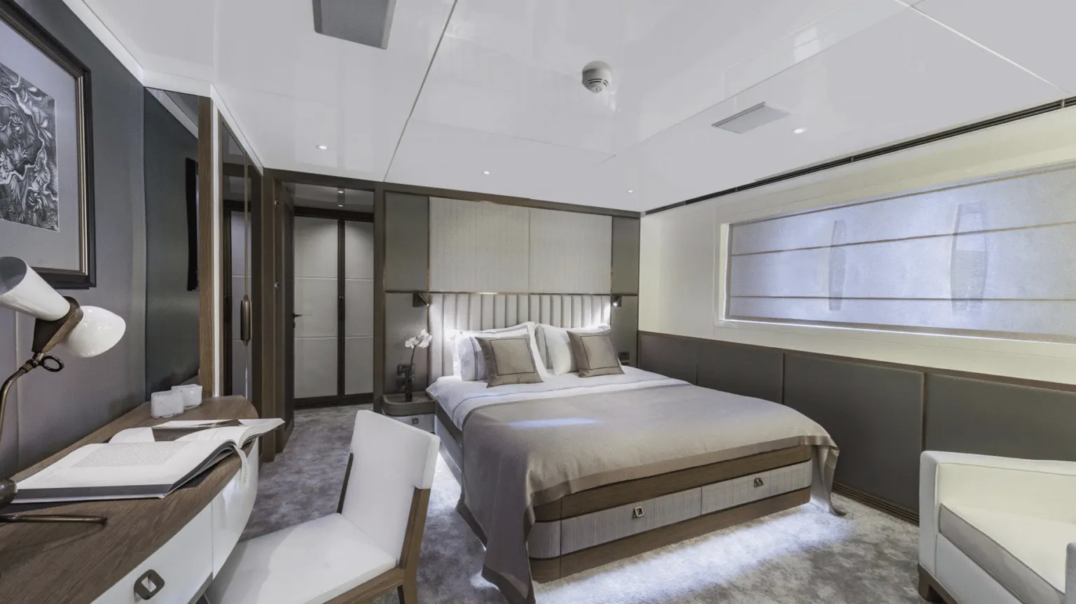 LIQUID SKY yacht for Charter (25) | Phoenix Yacht Management