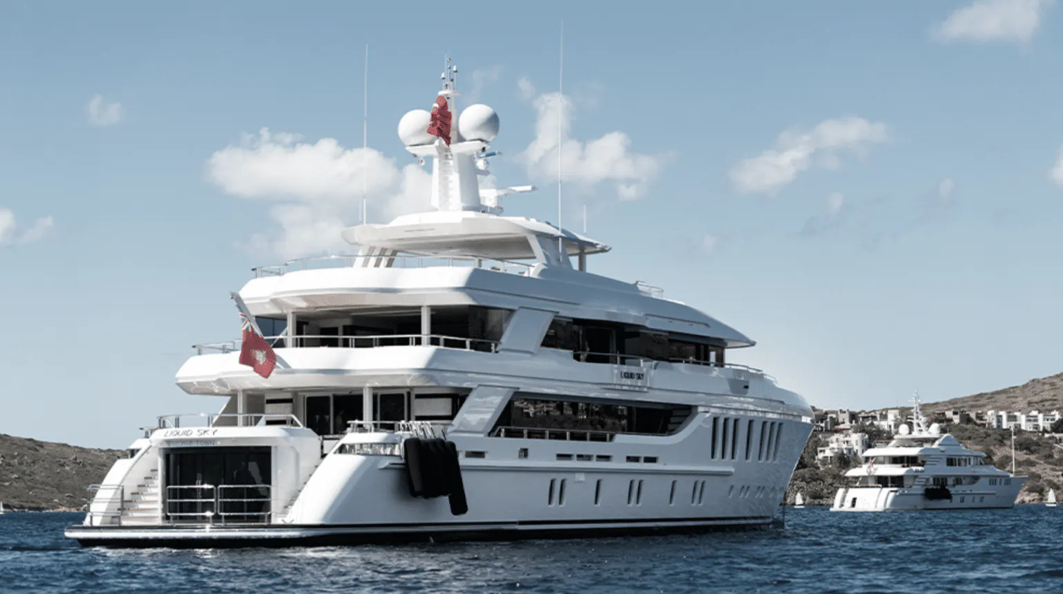 LIQUID SKY yacht for Charter (11) | Phoenix Yacht Management