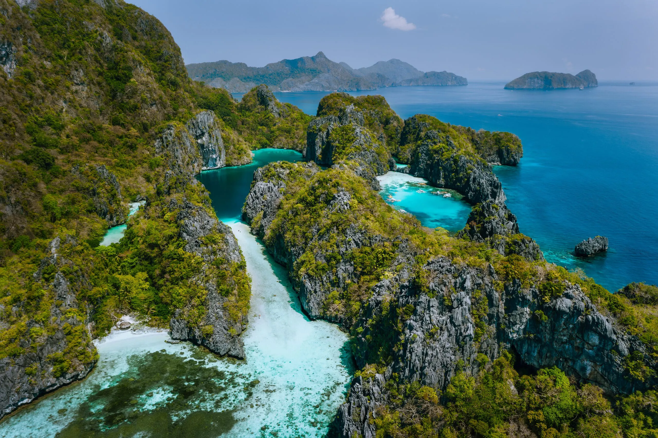A SUPERYACHT CHARTER THROUGH RAJA AMPAT, INDONESIA (1) | Phoenix Yacht Management