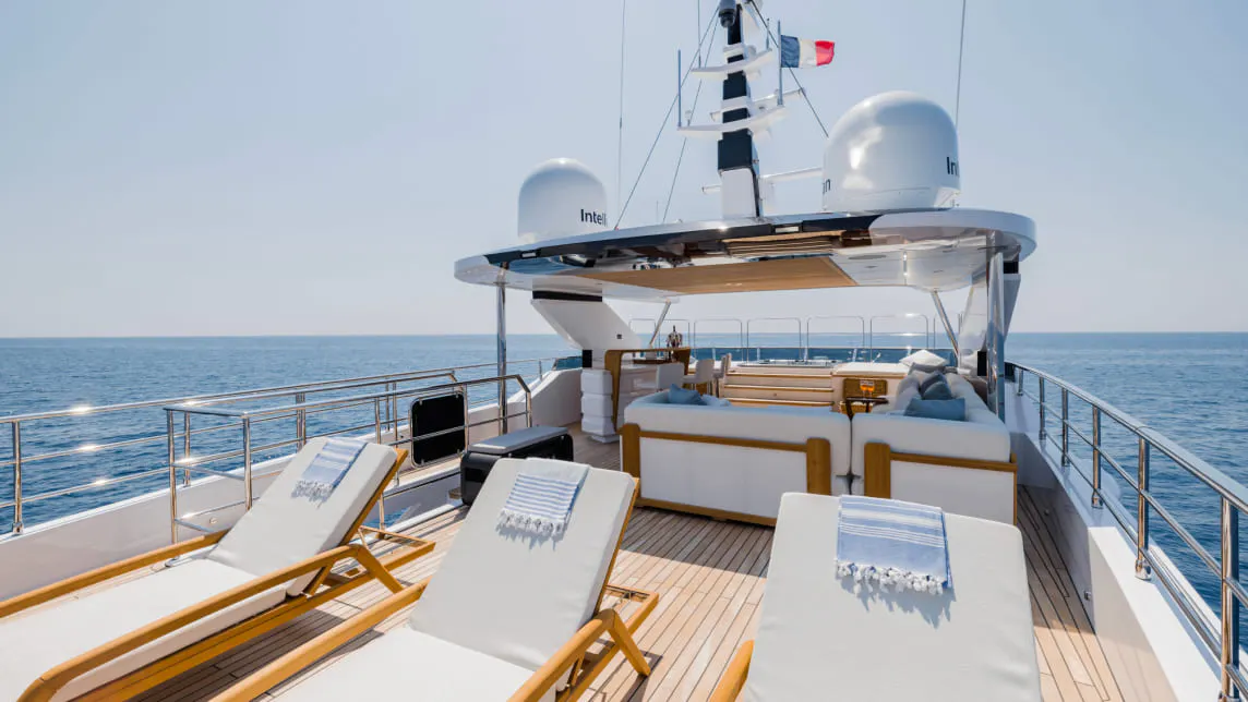 OLIVIA yacht for Charter (14) | Phoenix Yacht Management