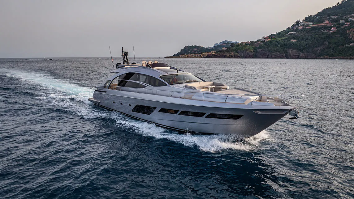 CHERRY yacht for Charter (5) | Phoenix Yacht Management
