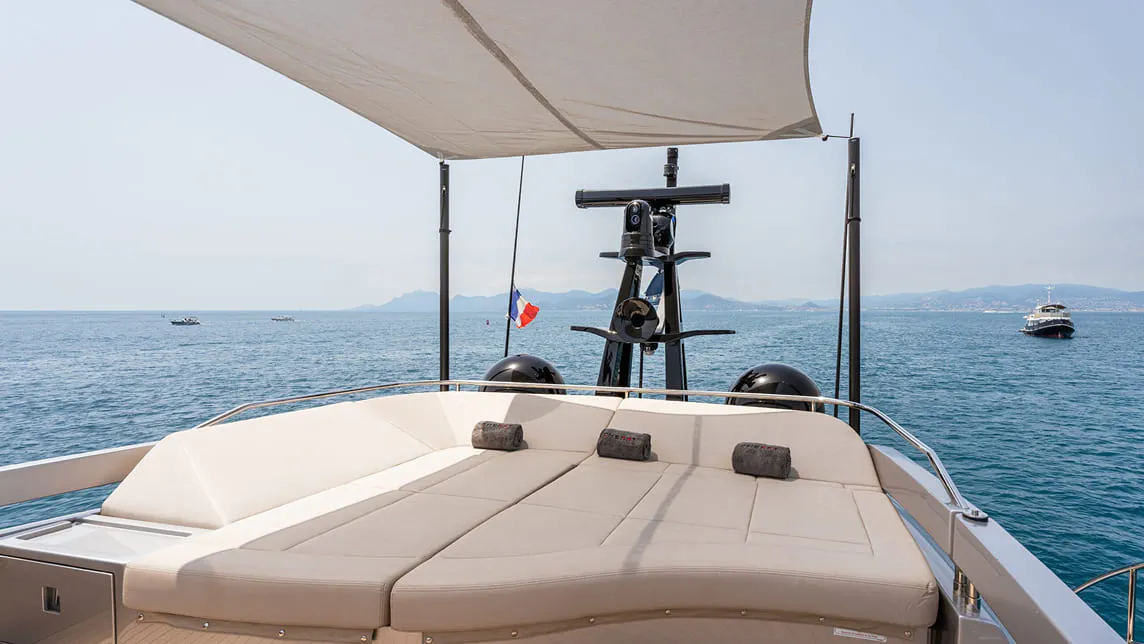 CHERRY yacht for Charter (21) | Phoenix Yacht Management