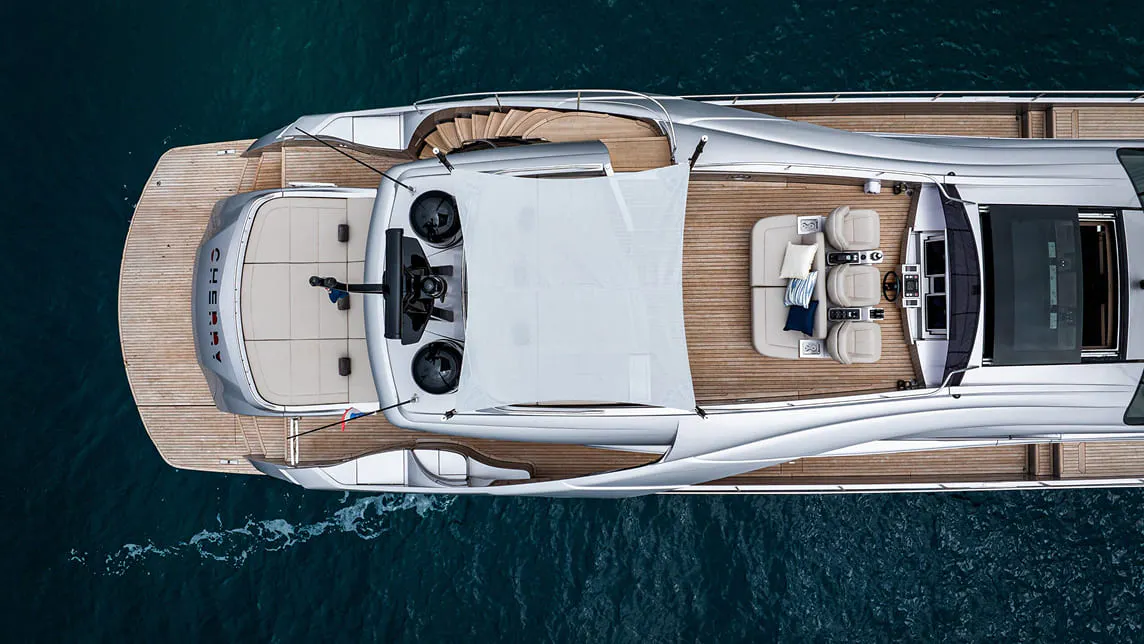 CHERRY yacht for Charter (7) | Phoenix Yacht Management