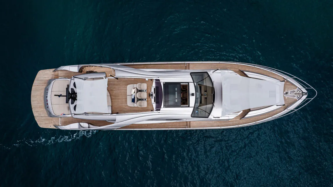 CHERRY yacht for Charter (8) | Phoenix Yacht Management