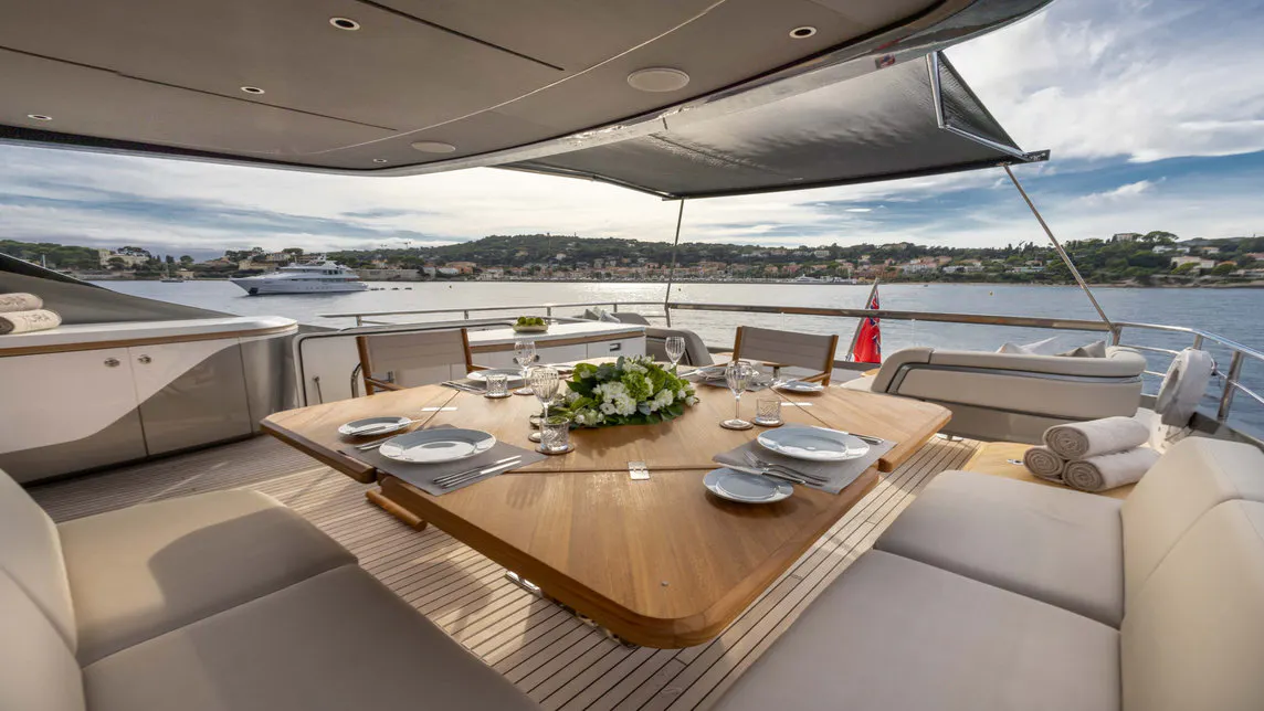 KORA yacht for Charter (12) | Phoenix Yacht Management