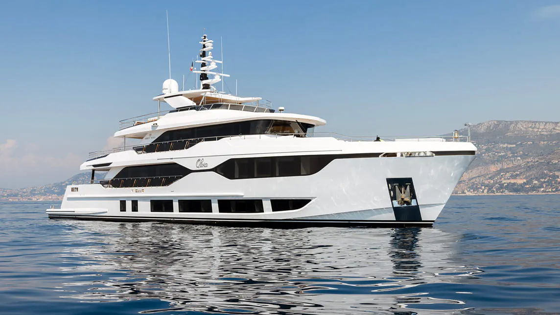 OLIVIA yacht for Charter (7) | Phoenix Yacht Management