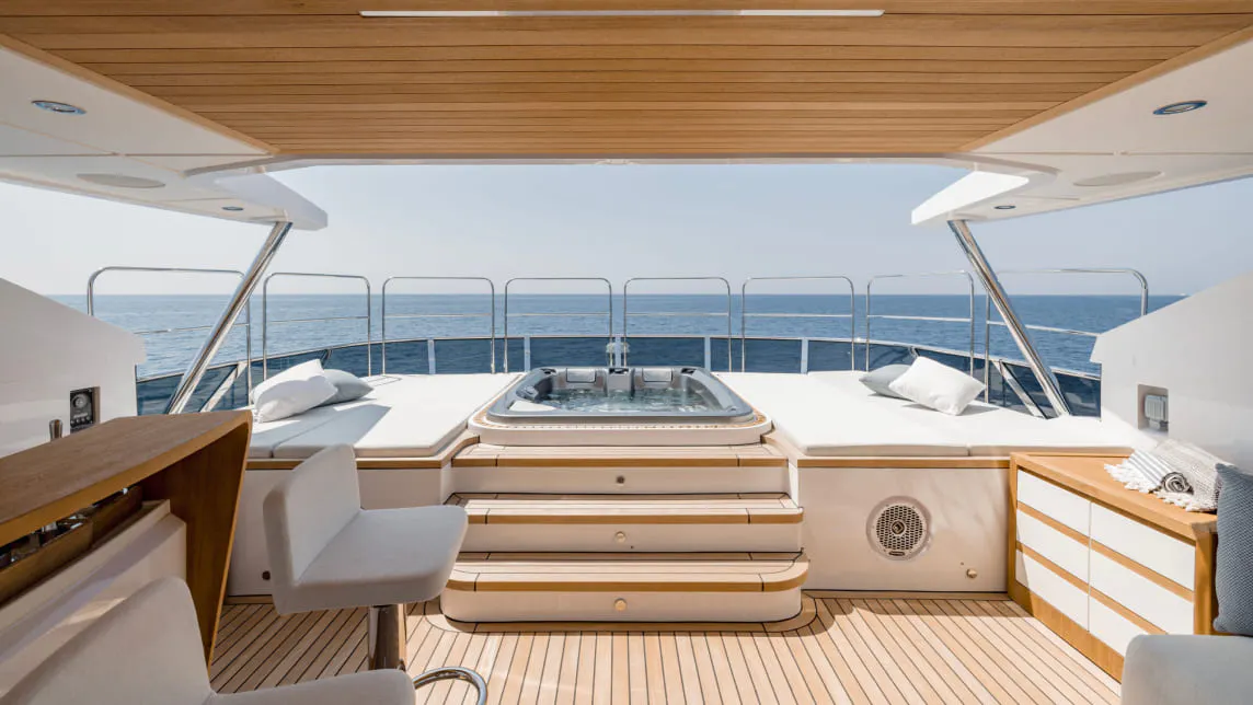 OLIVIA yacht for Charter (12) | Phoenix Yacht Management