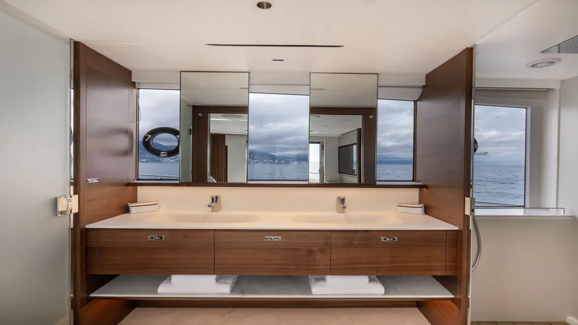 KORA yacht for Charter (32) | Phoenix Yacht Management