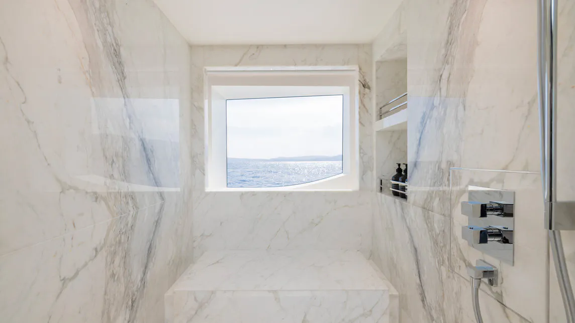 OLIVIA yacht for Charter (37) | Phoenix Yacht Management