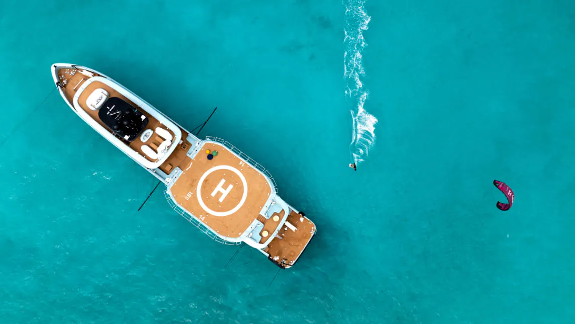 LIMERENCE yacht for Charter (18) | Phoenix Yacht Management