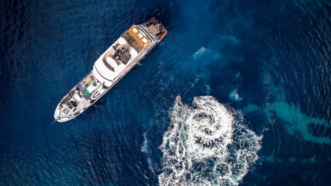 FORCE BLUE yacht for Charter (17) | Phoenix Yacht Management