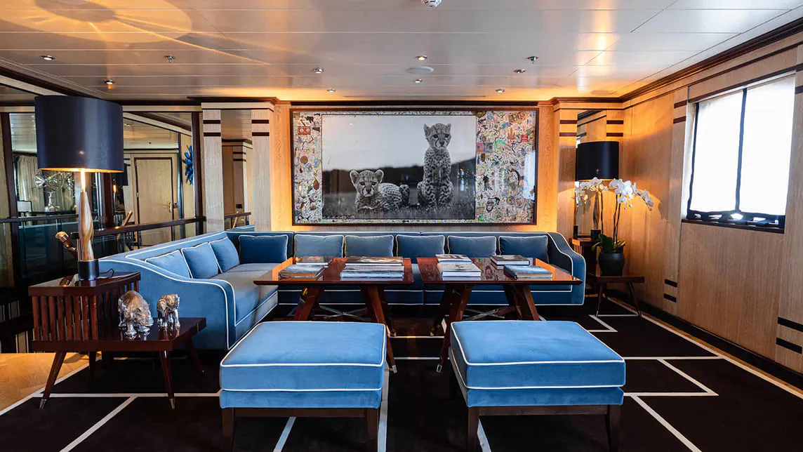 FORCE BLUE yacht for Charter (25) | Phoenix Yacht Management