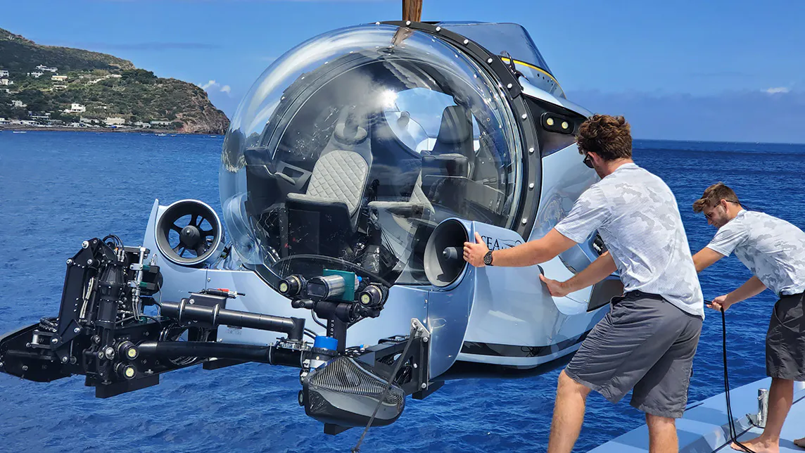 SUBMERSIBLE FOR SALE | SEAmagine