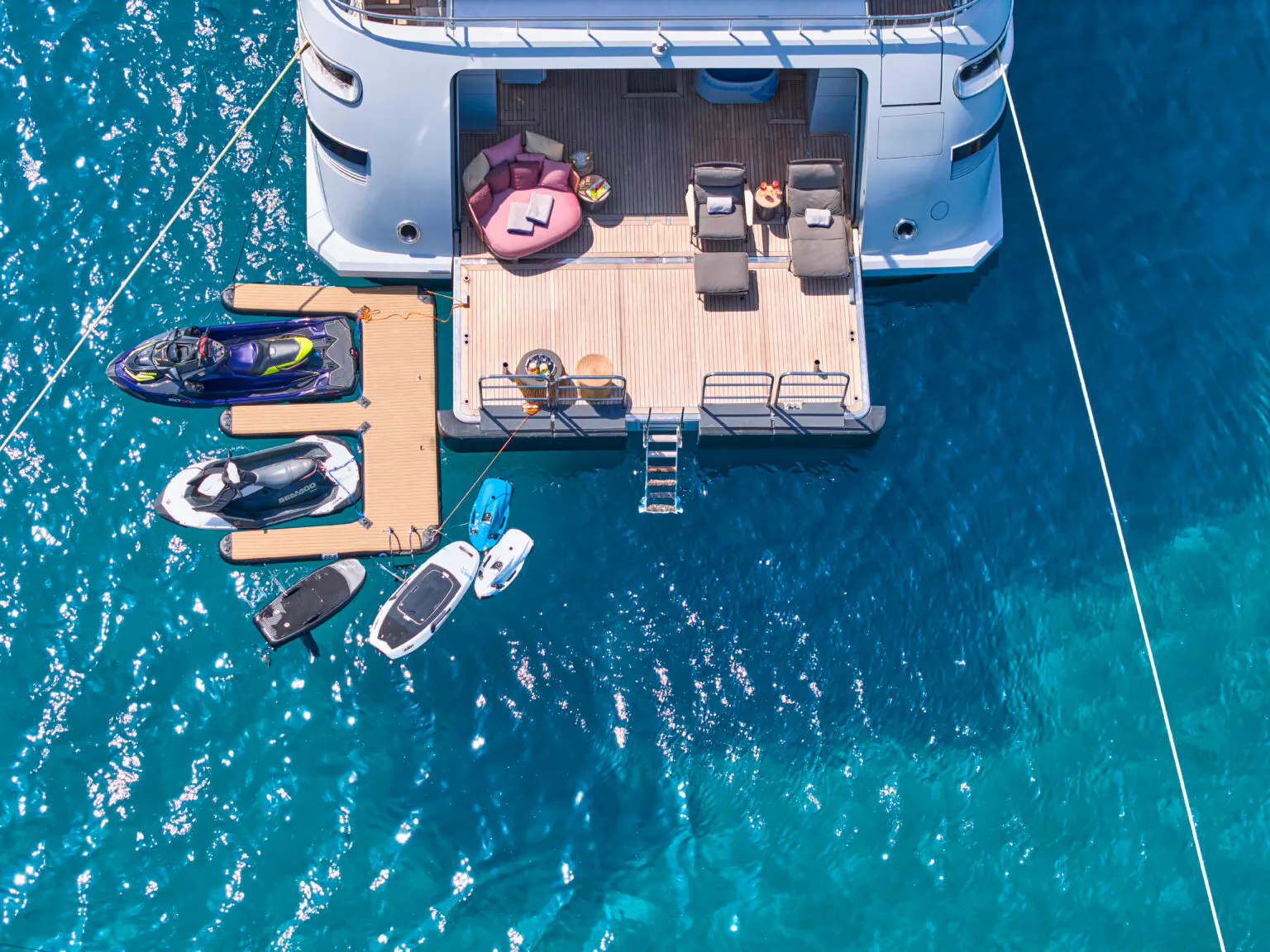 PERSEFONI I yacht for Charter (9) | Phoenix Yacht Management