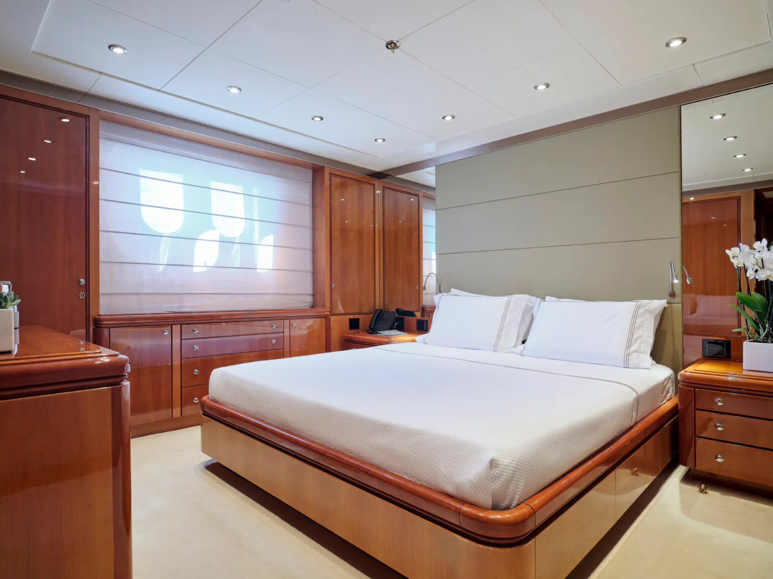 INVADER YACHT FOR CHARTER MEDITERRANEAN