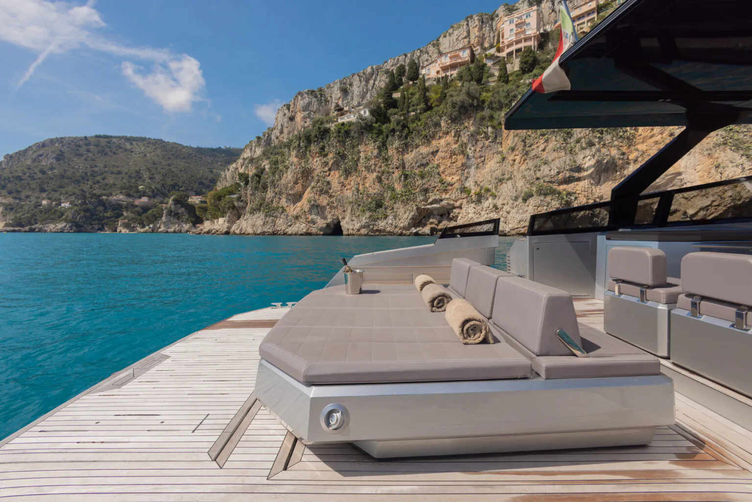 EVO 43 yacht for Sale (19) | Phoenix Yacht Management