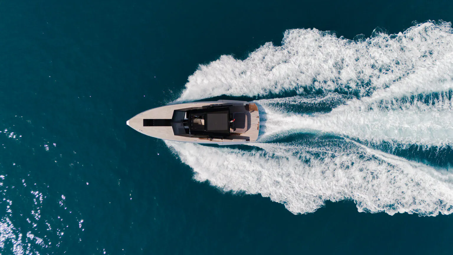 EVO 43 yacht for Sale (13) | Phoenix Yacht Management